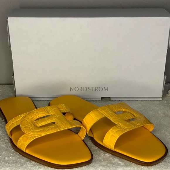 NEW IN BOX Cole Haan Chrisee Slide Sandal in Saffron Leather (sz 9B) - Picture 1 of 7